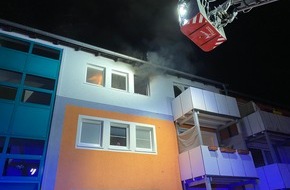 Feuerwehr Helmstedt: FW Helmstedt: Küchenbrand in Mehrfamilienhaus
