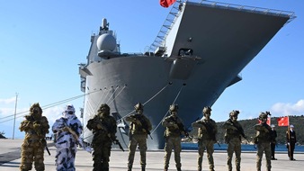 Operatives F&uuml;hrungskommando der Bundeswehr: Schiffe der NATO-Eingreifflotte machen in Kiel fest