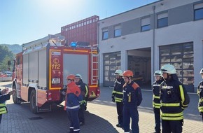 Feuerwehr Hattingen: FW-EN: 18 Mitglieder der Feuerwehr Hattingen haben erfolgreich ihre Grundausbildung abgeschlossen