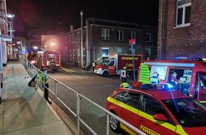 Feuerwehr Herdecke: FW-EN: Gefahrstoffaustritt bei Dörken - Feuerwehr mit 70 Einsatzkräften vor im ABC-Einsatz Ort