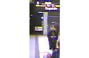 Polizeidirektion Hannover: POL-H: Nachtragsmeldung zur Presseinformation vom 02.05.2011 
Zeugenaufruf!
Jugendliche verletzten 30-Jährigen in U-Bahn-Station 

Öffentlichkeitsfahndung mit Bildern aus einer Überwachungskamera