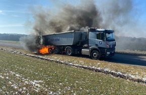 Polizeidirektion Trier: POL-PDTR: Brand eines Sattelaufliegers