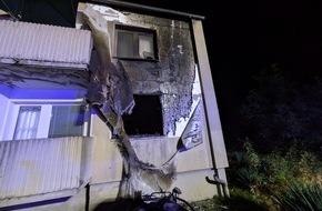 Feuerwehr Oberhausen: FW-OB: Feuer in einem Mehrfamilienhaus an der Dorstener Straße