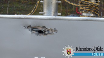 Polizeipräsidium Einsatz, Logistik und Technik: PP-ELT: Drei Schiffsunfälle auf der Mosel