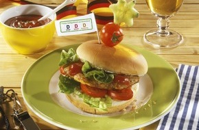 IDEG Informationsgemeinschaft Deutsches Geflügel GmbH: Geflügel auf dem Grill: Doppelter Hochgenuss im Viertelfinale (mit Bild)