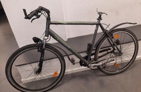 Bundespolizeiinspektion Bremen: BPOL-HB: Gefährlicher Eingriff in den Bahnverkehr! Wem gehört dieses Fahrrad? Wer hat Personen im Rangierbahnhof Bremen gesehen?