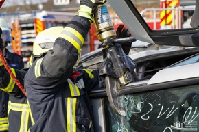 FW Hennef: Lehrgang technische Hilfeleistung erfolgreich beendet
