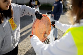 Medienmitteilung: &laquo;Globi packt an: Schweizer Kultfigur engagiert sich gegen Littering&raquo;