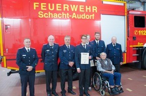 FW-RD: Jahreshauptversammlung Feuerwehr Schacht-Audorf - Hans-Jacob Rohwer für 80 Jahre Mitgliedschaft geehrt
