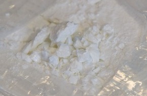 Zollfahndungsamt München: ZOLL-M: Zwei Kilogramm Kokain im Kofferraum