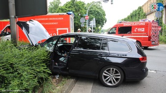 Polizeipräsidium Oberhausen: POL-OB: Schwerverletzte nach Zusammenstoß auf Kreuzung in Oberhausen