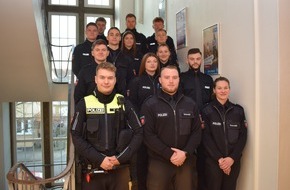 Polizeiinspektion Hameln-Pyrmont/Holzminden: POL-HM: 14 Studierende der Polizeiakademie Niedersachsen in der Polizeiinspektion Hameln-Pyrmont/Holzminden begrüßt