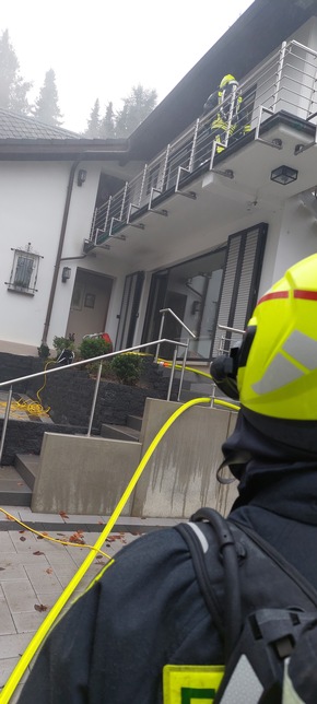 Feuerwehr Schwelm: FW-EN: Küchenbrand in einer Wohnung am Westfalendamm in Schwelm