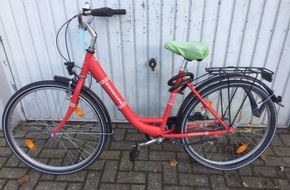 Kreispolizeibehörde Rhein-Kreis Neuss: POL-NE: Nächtliche Tour mit gestohlenem Fahrrad - Kripo sucht Eigentümer