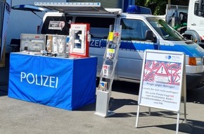 Polizei Rheinisch-Bergischer Kreis: POL-RBK: Bergisch Gladbach - Infostand der Polizei Rhein-Berg auf dem Stadt- und Kulturfest