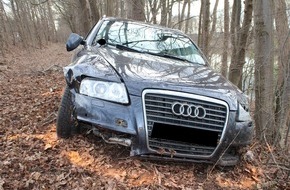 Polizei Minden-Lübbecke: POL-MI: Alleinunfall: Autofahrer kommt von Bundesstraße ab