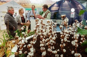 Messe Berlin GmbH: Grüne Woche 2018: "EINEWELT ohne Hunger ist möglich" - Das Bundesentwicklungsministerium stellt fairen Einkauf und faire Produktion in den Mittelpunkt seiner Präsentation