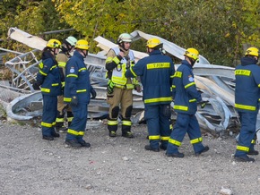 FW-EN: Jahresübung der Feuerwehr Herdecke - 14 Verletzte durch Gebäudeeinsturz nach Explosion