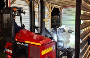 Feuerwehr Mülheim an der Ruhr: FW-MH: Feuerwehr Mülheim unterstützt beim bei Unwettereinsatz in Velbert