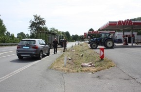 Kreispolizeibehörde Höxter: POL-HX: Nachtrag zu Ferkeltransporter verunglückt