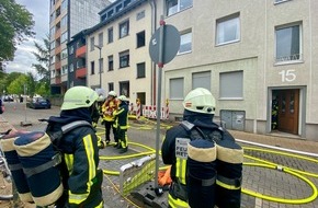 Feuerwehr Bochum: FW-BO: Kellerbrand in der Innenstadt - Drei Verletzte durch Brandrauch
