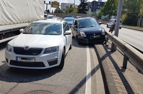 Polizeipräsidium Koblenz: POL-PPKO: Koblenz: Suzuki kracht in Leitplanke