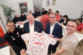 Autogrammstunde in der Filiale Zollstock