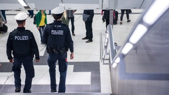 Bundespolizeidirektion München: Bundespolizeidirektion München: Steinewerfer am Hauptbahnhof / Mit Schottersteinen gegen Kontrahenten