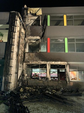 FW Schalksmühle: Gebäudebrand Primusschule