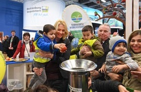 Messe Berlin GmbH: Bundesfamilienministerin Schwesig auf der IGW 2017