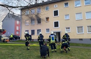 Feuerwehr Iserlohn: FW-MK: Zwei Personen bei Wohnungsbrand verletzt