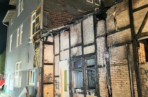 Kreispolizeibeh&ouml;rde H&ouml;xter: POL-HX: Feuer in Obdachlosenunterkunft: Polizei ermittelt zu Brandstiftung