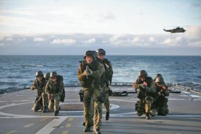 Marine - Pressemitteilung
Pressetermin: Führungswechsel bei den Marineschutzkräften (mit Bild)