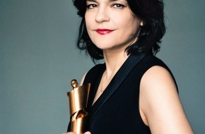 ZDF: "Die LOLA geht an ...": Der Deutsche Filmpreis 2017 im ZDF /  Jasmin Tabatabai moderiert die Gala (FOTO)