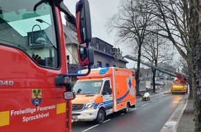 Feuerwehr Sprockhövel: FW-EN: Patientenrettung über Drehleiter, Kaminbrand und Pkw-Brand - Drei Einsätze für die Feuerwehr