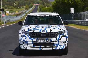 Neuer SKODA KODIAQ RS fährt Rekordrunde auf dem Nürburgring