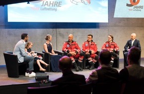 DRF Luftrettung: Jubiläumsfeier der DRF Luftrettung: Gratulationen, Emotionen und der Mensch im Mittelpunkt