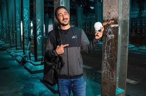 Lightcycle Retourlogistik und Service GmbH: 20 Jahre Licht-Recycling: Eko Fresh und Lightcycle sagen DANKE