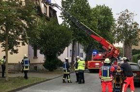 Feuerwehr Detmold: FW-DT: Zwei Blitzeinschläge am Sonntagabend - eine leicht verletzte Frau