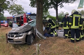 Freiwillige Feuerwehr der Stadt Goch: FF Goch: Sieben Verletzte durch zwei Verkehrsunfälle und einen Küchenbrand