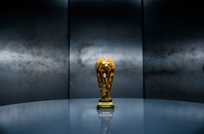 LEGO Gruppe: Die ultimative Trophäe des Weltfußballs zum Nachbauen: LEGO Gruppe und FIFA Fußball-Weltmeisterschaft 2026(TM) gehen Partnerschaft ein