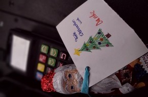 Polizeipräsidium Südosthessen: POL-OF: Fußgänger verletzt; Wem wurden Weihnachtskarten gestohlen?; Präsenzstreife mit schöner Überraschung und mehr