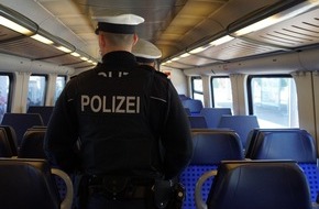 Bundespolizeidirektion München: Bundespolizeidirektion München: Betrunkener belästigt und nötigt Fahrgäste im Zug/ Bundespolizei sucht nach Geschädigten und Zeugen