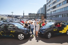 Yello: Yello steigt erfolgreich in E-Mobility-Markt ein: 300. Yello BMW i3 an Kunden übergeben (FOTO)