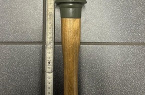 Polizeidirektion Bad Segeberg: POL-SE: Henstedt-Ulzburg - Polizeieinsatz am Autohof: Bedrohung mit vermeintlicher Stielhandgranate