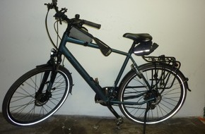 Kreispolizeibehörde Borken: POL-BOR: Gronau - Fahrräder sichergestellt / Eigentümer gesucht