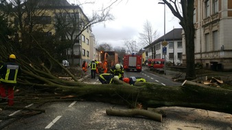 Feuerwehr Bochum: FW-BO: Update zum Sturmtief "Friederike"