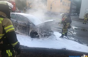 Feuerwehr Ennepetal: FW-EN: PKW-Brand