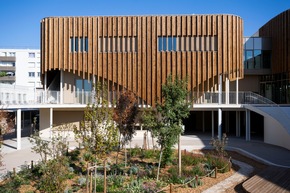 Medienmitteilung: Lernen im richtigen Licht - Griesser Sonnenschutz für den Schulkomplex Hypatie in Montpellier