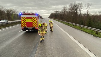 Feuerwehr Ratingen: FW Ratingen: unruhiger Start in die Weihnachtstage bei der Feuerwehr - viele Einsätze am Heiligabend